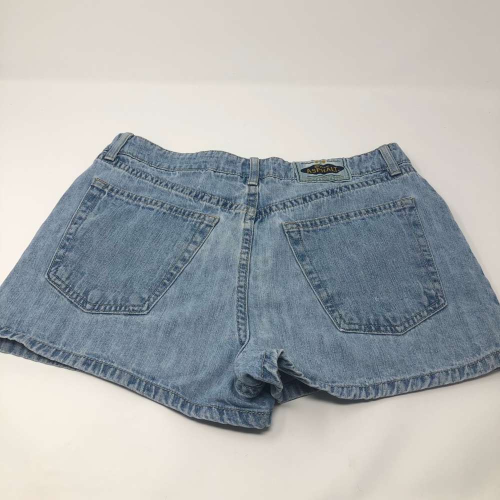 Blue Asphalt Button fly jean shorts Junior size 7